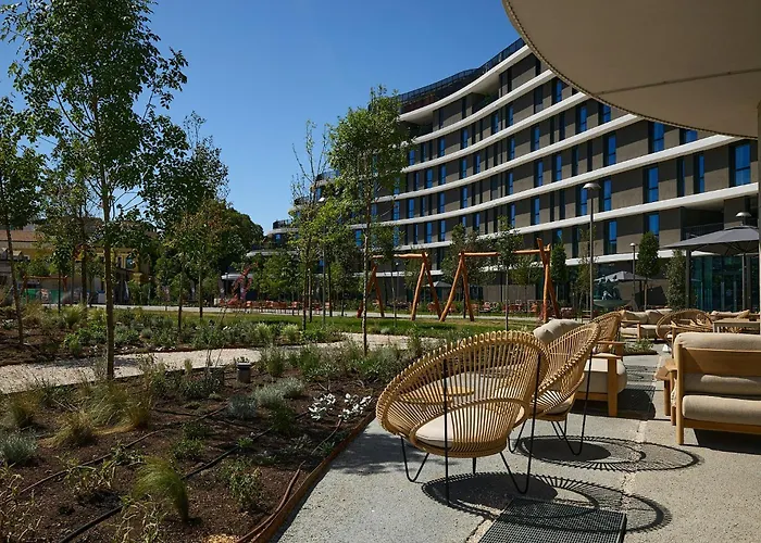 Aparthotel The Social Hub Extended 4*