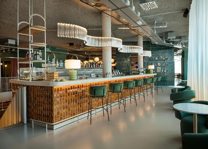 The Social Hub Extended