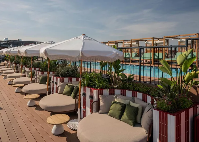 The Social Hub Extended Aparthotel 4*